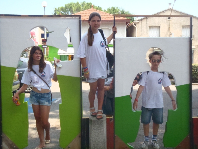 Village Camps International Summer Camp Ard&egrave;che, France 2019-07-26 https://www.villagecamps.com/journals_admin/images/70-10-Fun times in Avignon.jpg